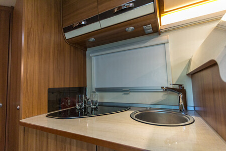 Weinsberg CaraLoft 650 MFH mit (79862675) Campanda.de