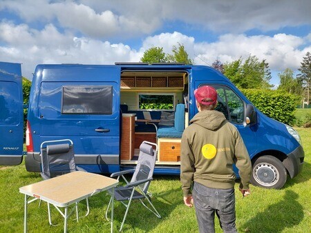 Individueller Camper Barry, autark und (35493403) Campanda.com