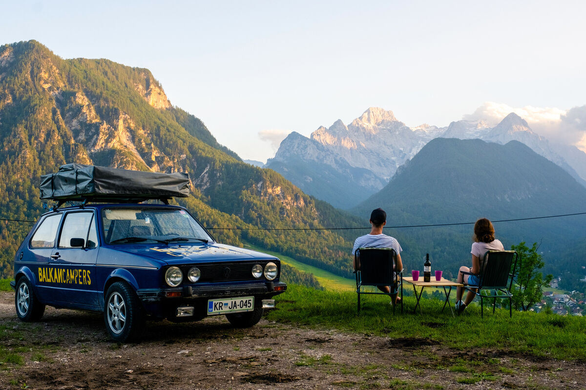 VW Golf 1 Vučko with (86877314) Campanda.com
