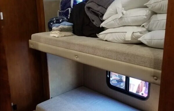 PURSUIT CLASS A BUNKHOUSE (82897647)