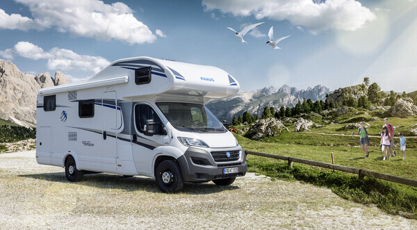 Knaus SkyTraveller 650 - Familienurlaub (77677082) Campanda.de