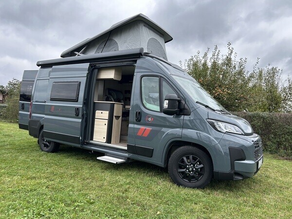 Camper / Wohnmobil mieten  (84560725) Campanda.com