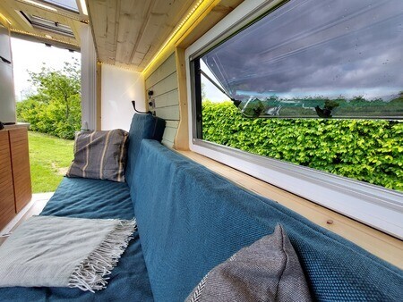 Individueller Camper Barry, autark und (35493403) Campanda.com