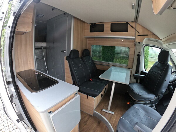Fully equipped Peugeot Boxer Campervan