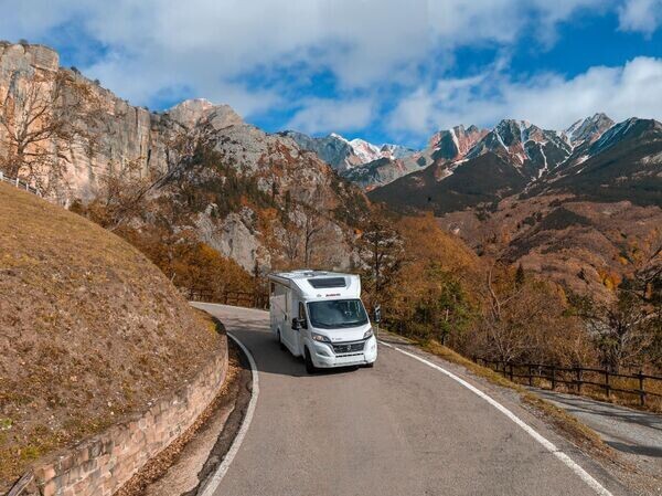 Mieten Sie jetzt Ihr Wohnmobil (03839092) Campanda.de